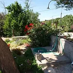 Apartman With Parking Space Lopar, Rab - 16389