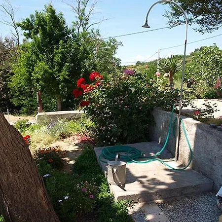 Apartment With A Parking Space Lopar, Rab - 16389