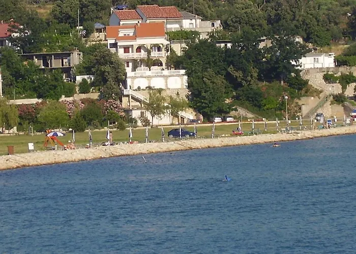 아파트 With Parking Space Lopar, Rab - 16389 로파르